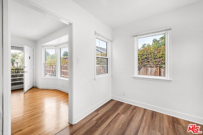 Building Photo - 4158 Baldwin Ave