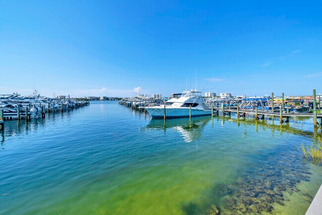 Building Photo - 320 Harbor Blvd