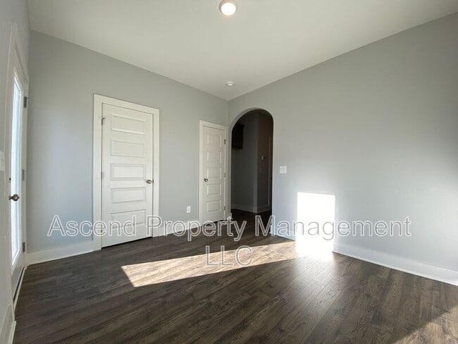 Building Photo - 1682 S Watkins St