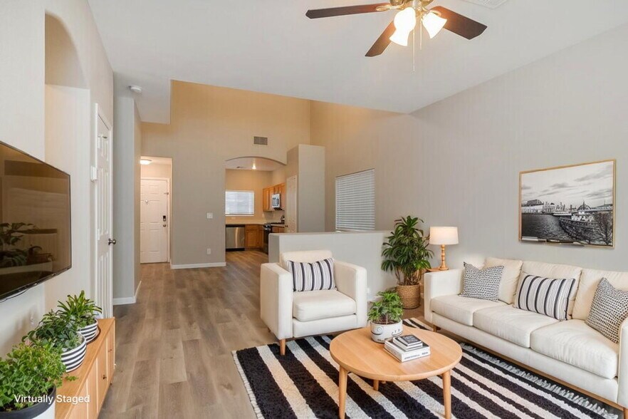 Building Photo - 4815 Longshot Dr