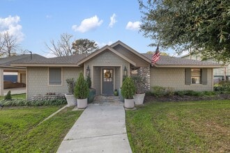 Building Photo - 308 Indian Shore