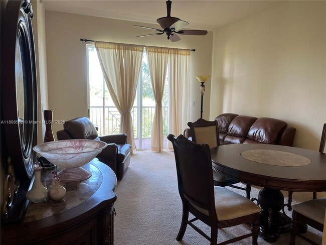 Building Photo - 3500 Oaks Clubhouse Dr