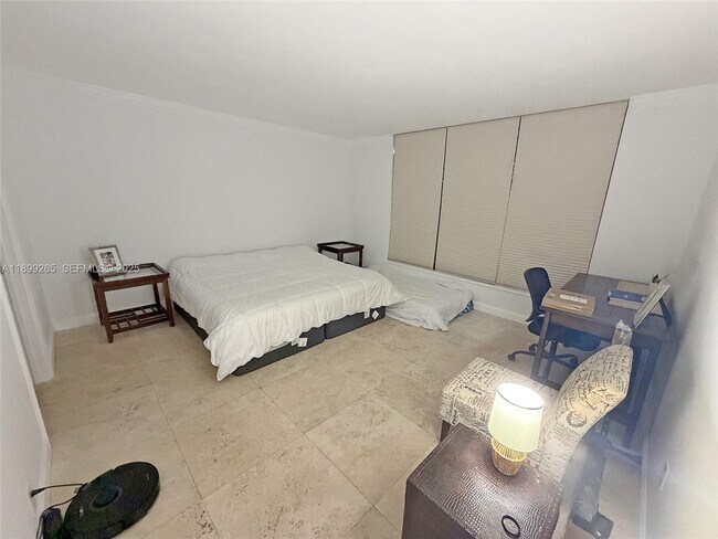 Building Photo - 3400 NE 192 St