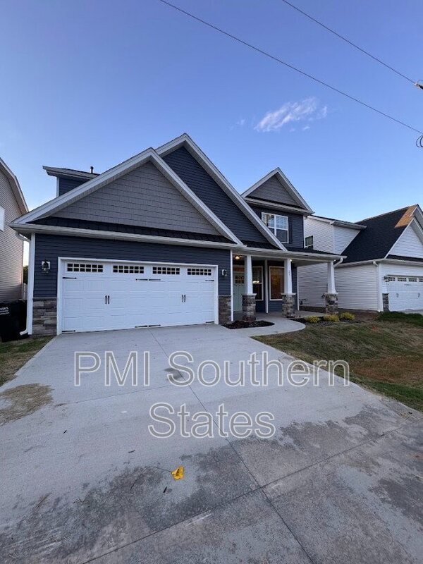 Primary Photo - 37 Snowmill Rd
