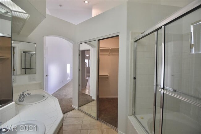 Building Photo - 4817 Crimson Glory Ln