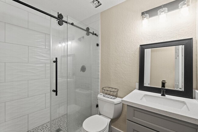 Building Photo - 20039 Moonflower Ln