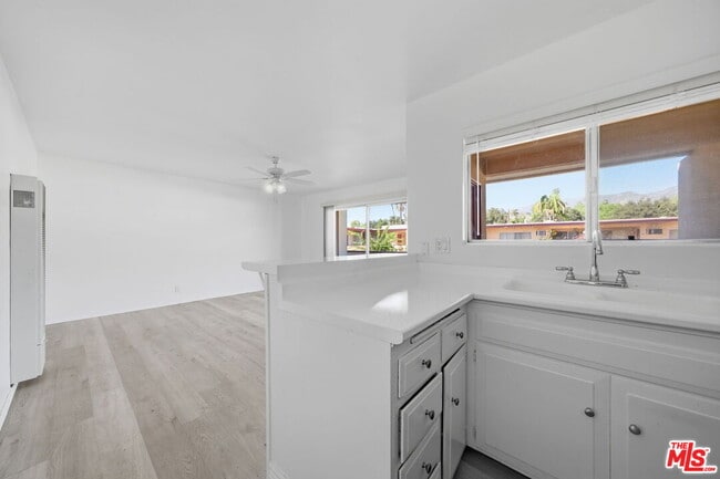 Building Photo - 1293 Garfield Ave