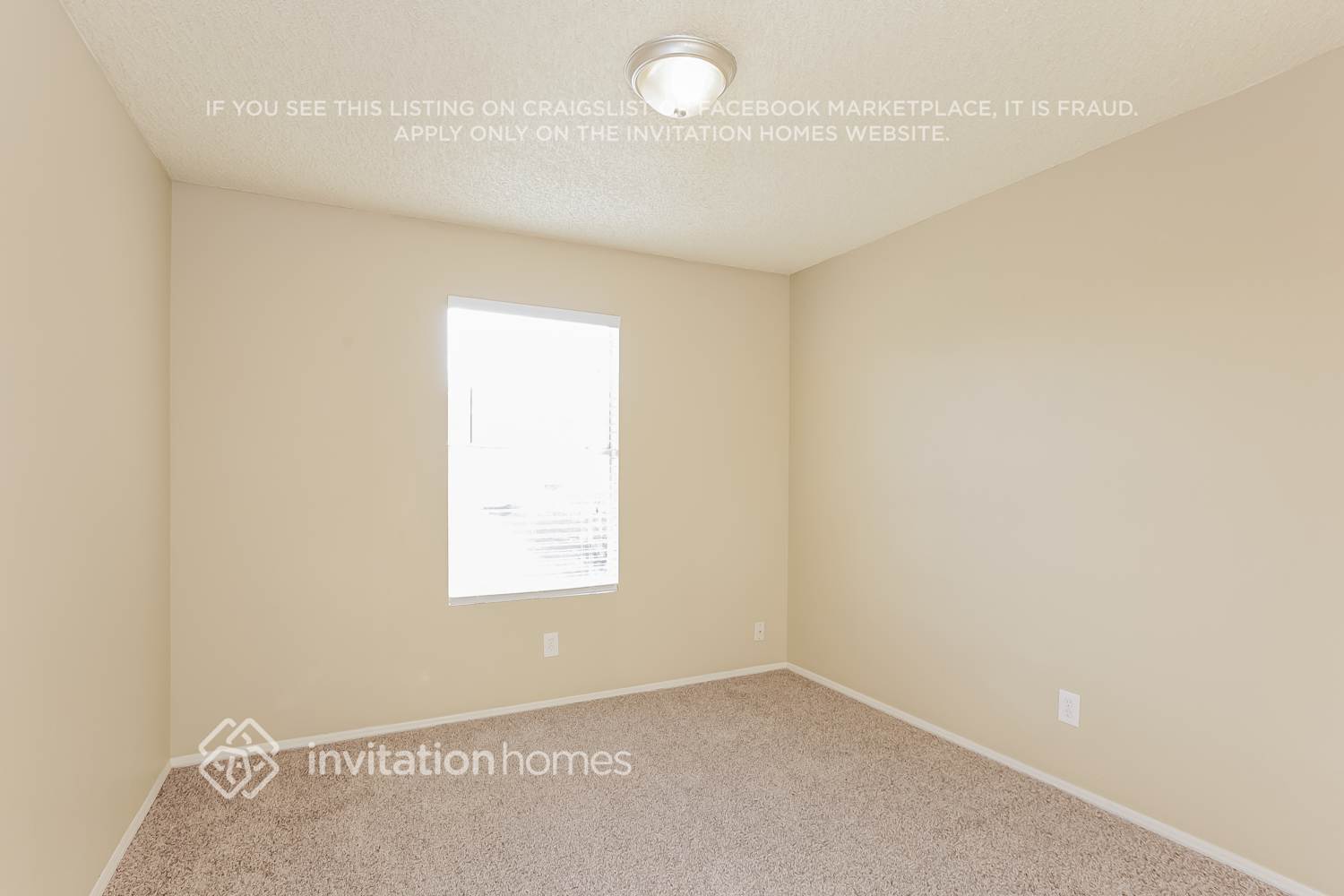 Building Photo - 4461 W Yorkshire Dr