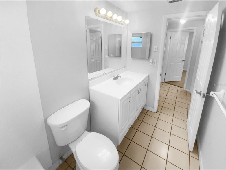 Building Photo - 3706 Cheswick Dr