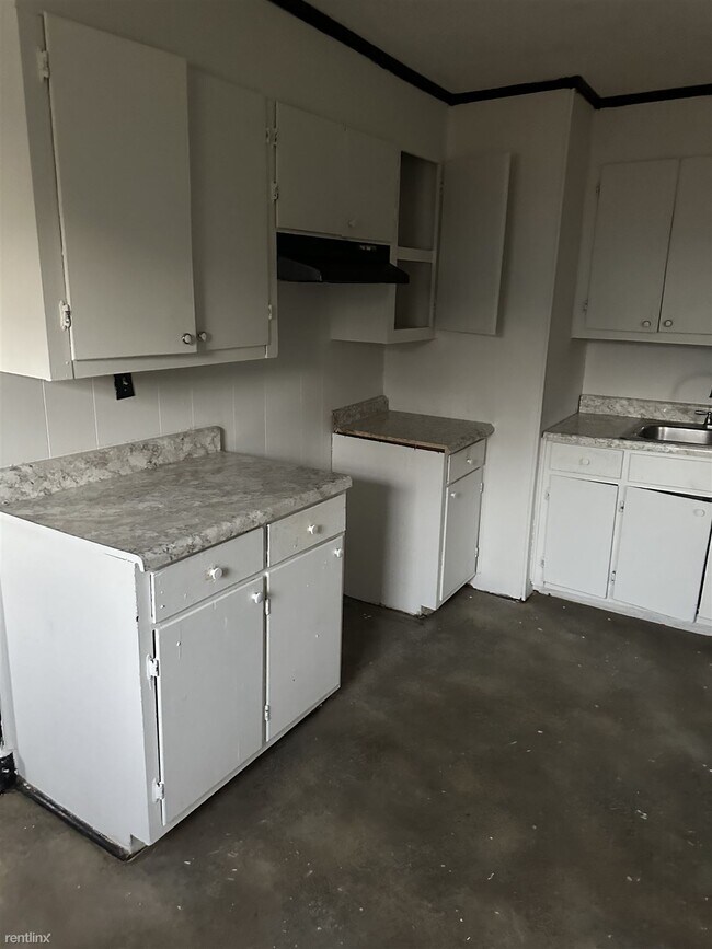 Building Photo - 3 br, 1 bath House - 1715 Clinton Street