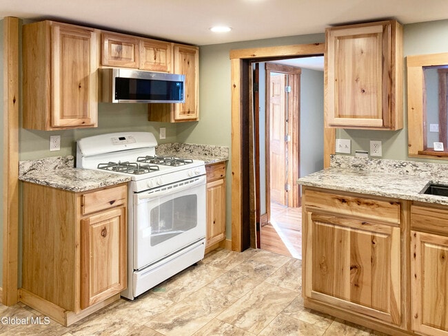 Building Photo - 107 Patten Mills Rd