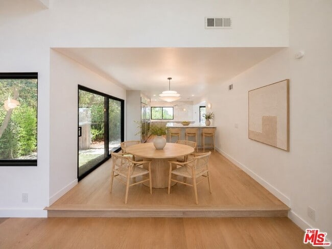 Building Photo - 13302 Mulholland Dr