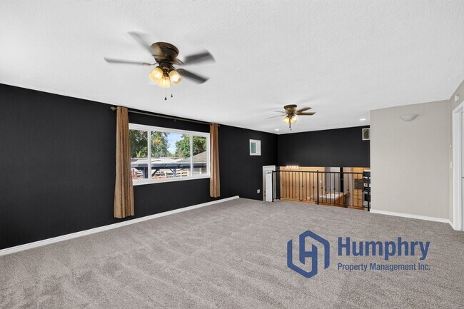 Building Photo - 13159 Ocotillo Dr