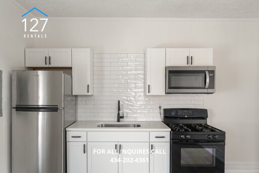 Building Photo - Stylish 1-Bedroom Retreat in the Heart of Lynchburg!