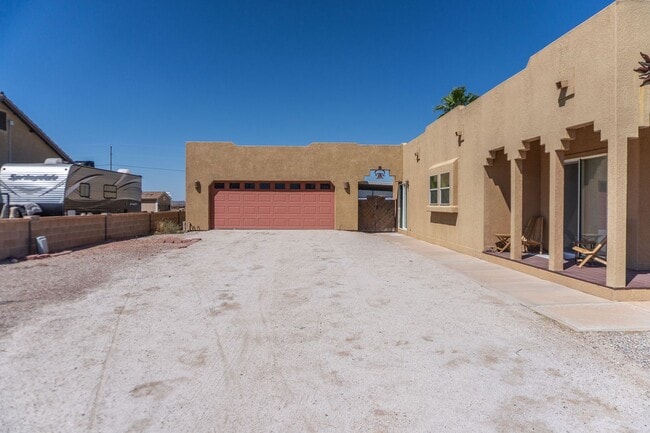 Building Photo - Move-In Ready | Fully Furnished | Serene Mountain Views