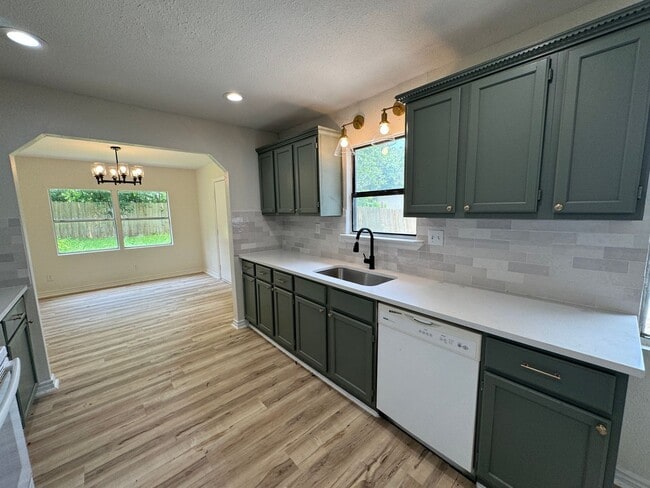 Building Photo - 3-Bedroom House for Rent in Copperas Cove