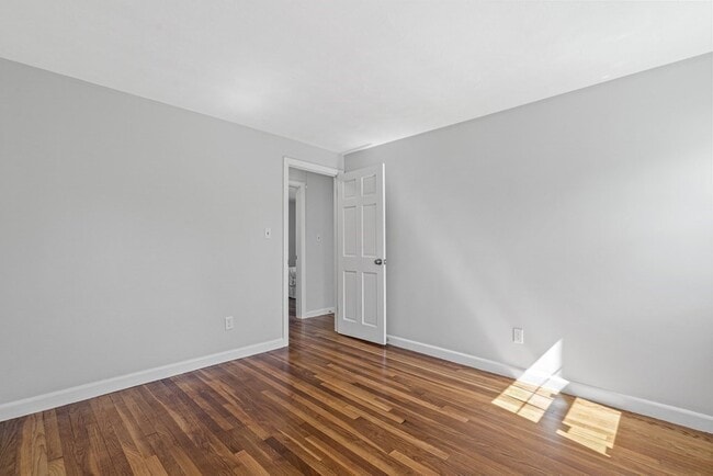 Building Photo - 74 Heywood Ave