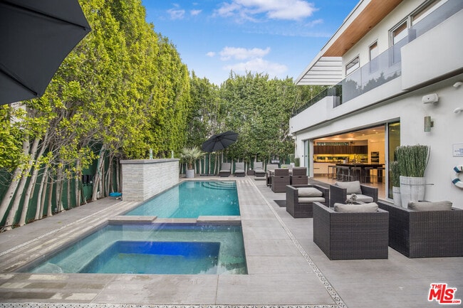 Building Photo - 6379 Colgate Ave