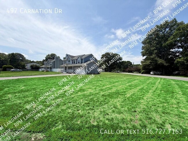 Building Photo - 497 Carnation Dr