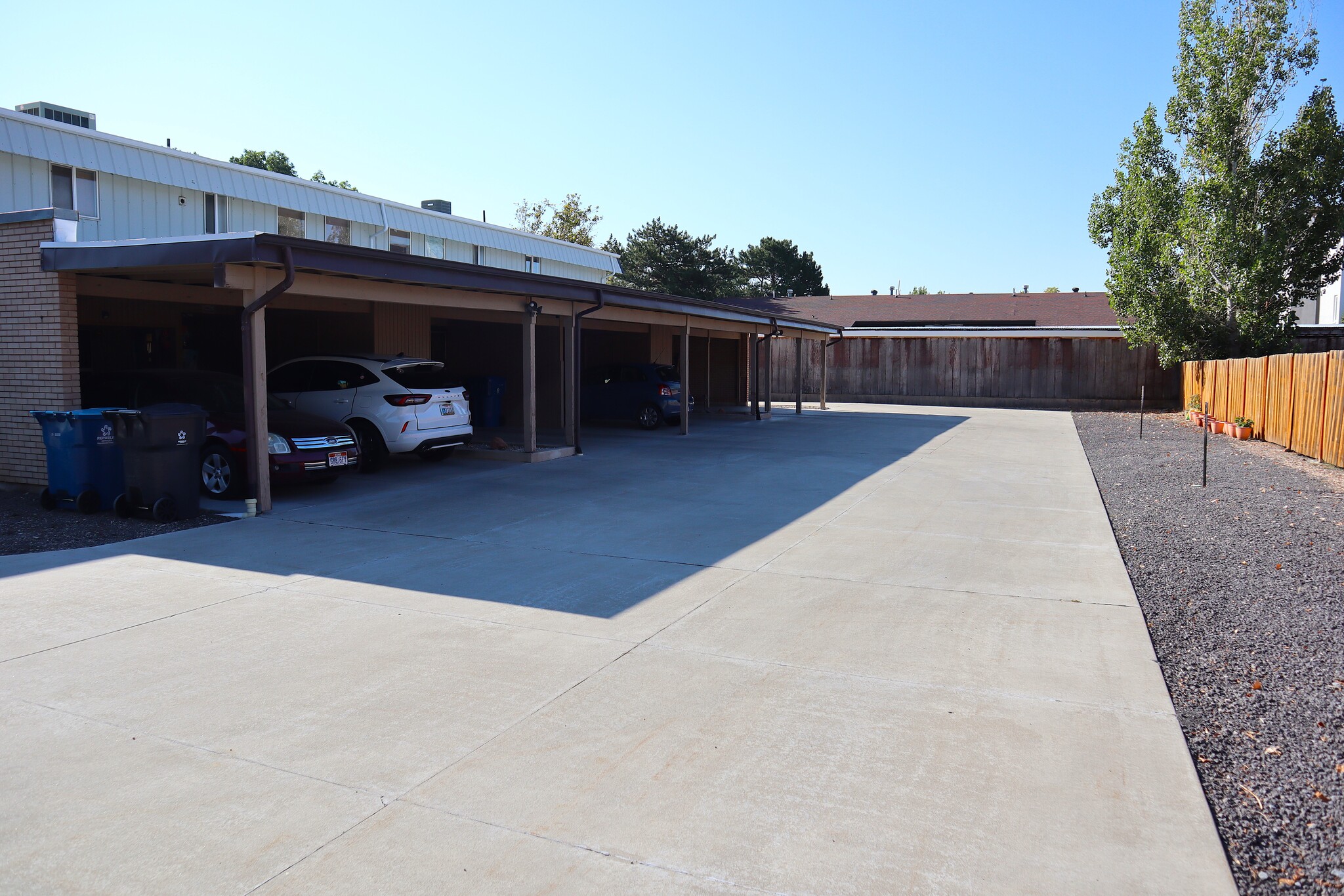 Building Photo - 5816 S 1325 E