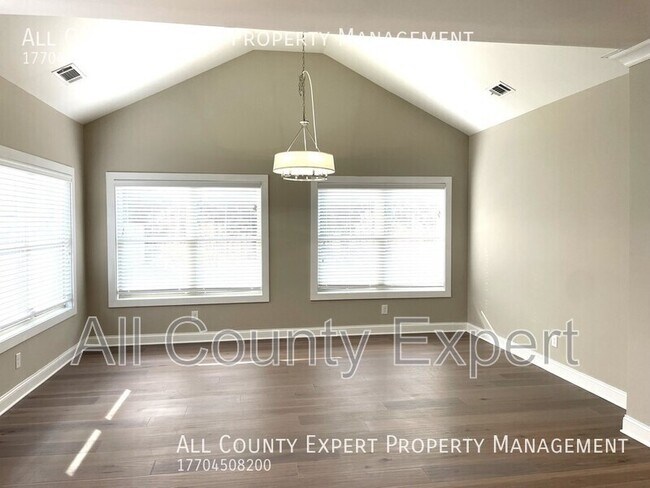 Building Photo - 4885 Hanson Farms Ln