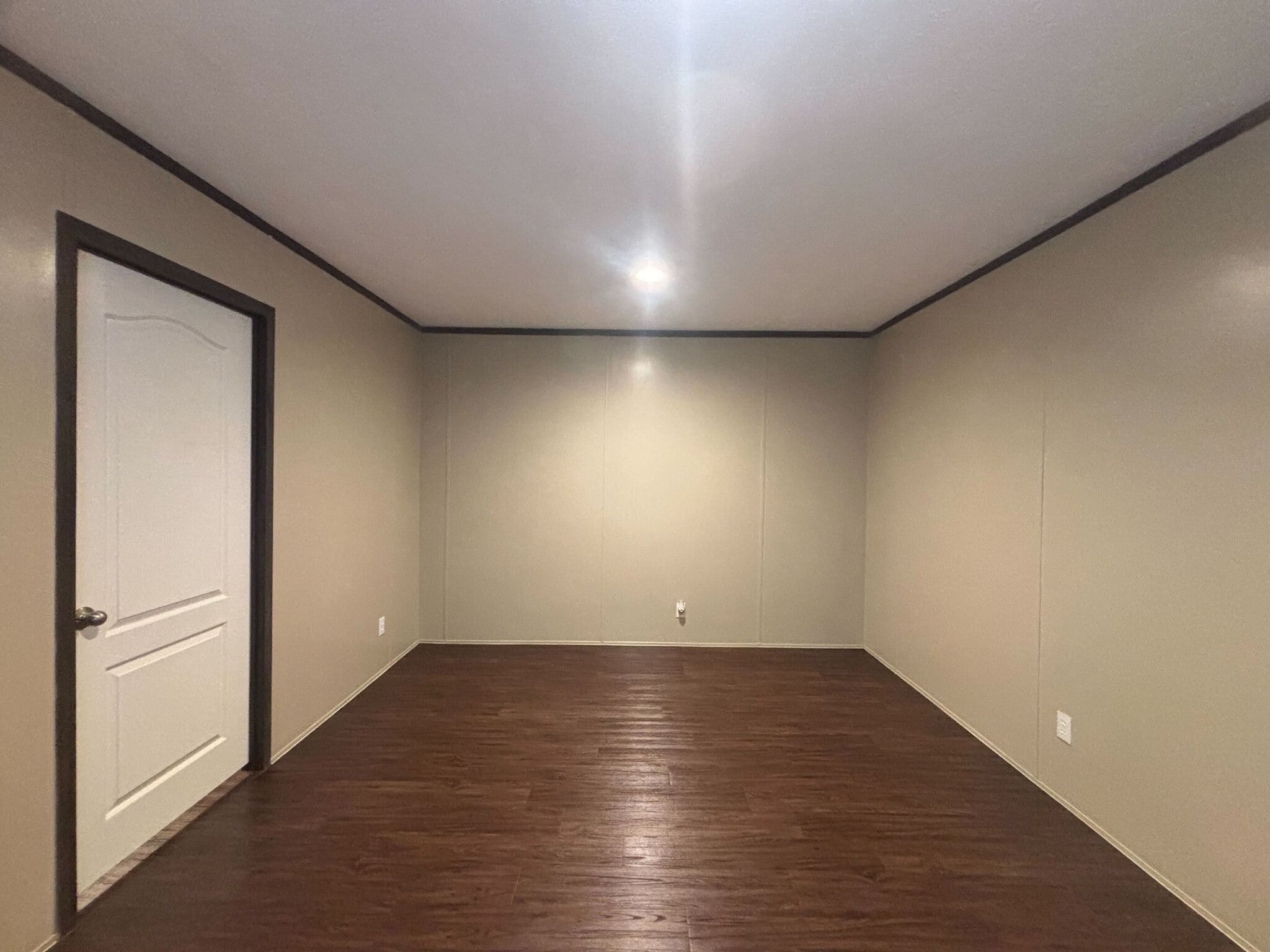 Building Photo - 606 Eloise St