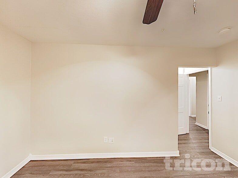 Building Photo - 4011 W Nassau St