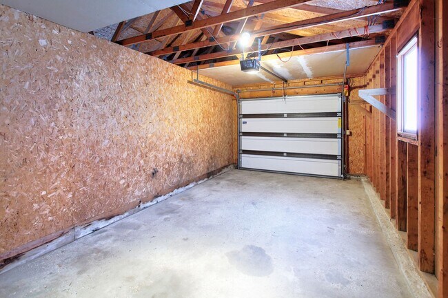 Building Photo - Two Bedroom - Ground Floor - Attached Garage
