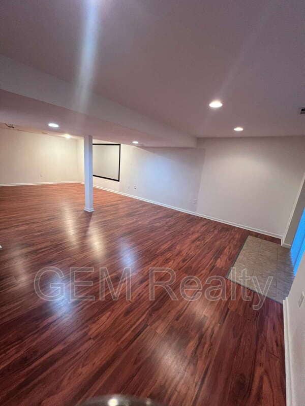 Building Photo - 11 Maggie Ct