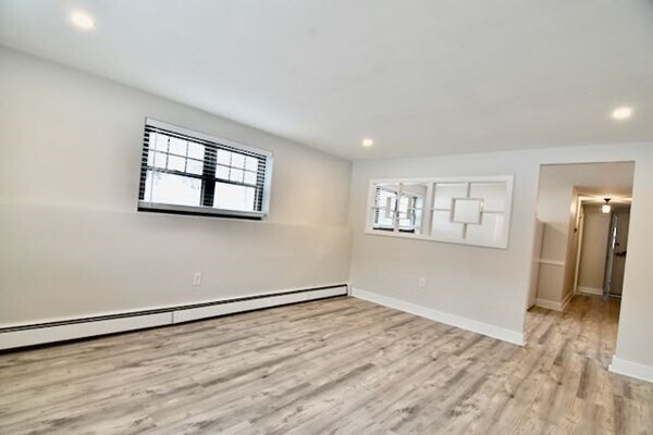 Building Photo - 90 E Squantum St