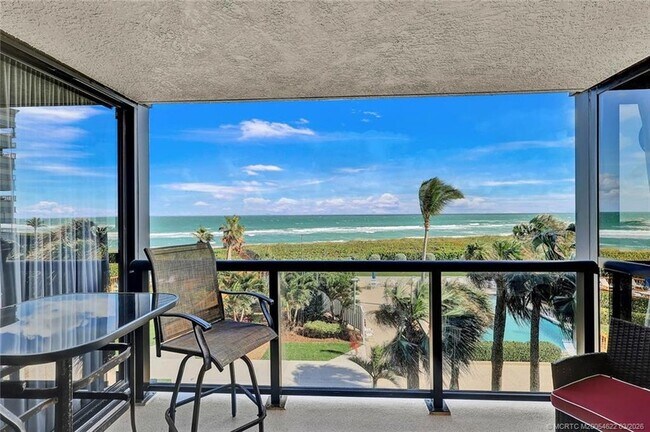 Building Photo - 10410 S Ocean Dr