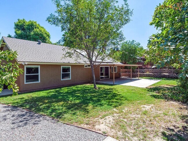 Building Photo - 11610 Cedar Way
