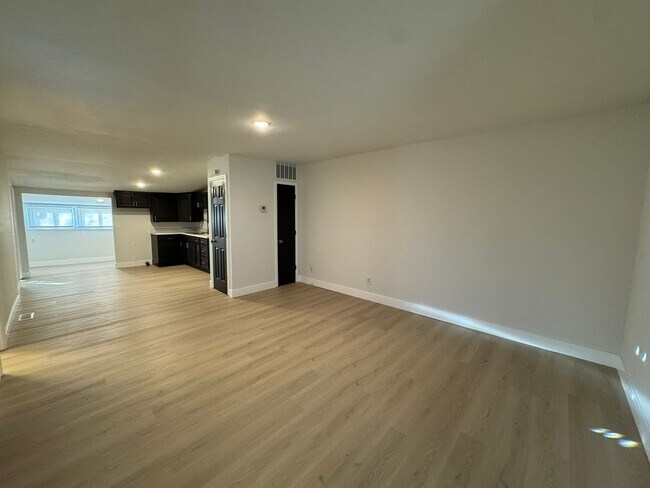 Building Photo - 1800 Gordon St