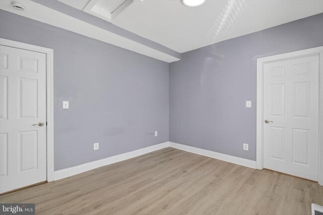 Building Photo - 505 69th St