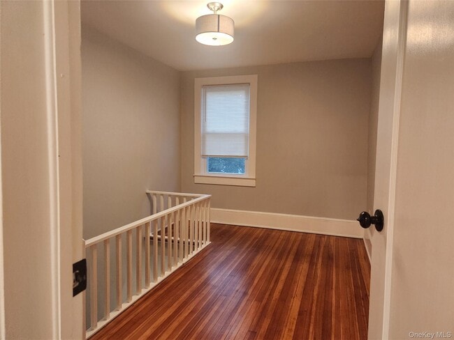 Building Photo - 124 Corlies Ave