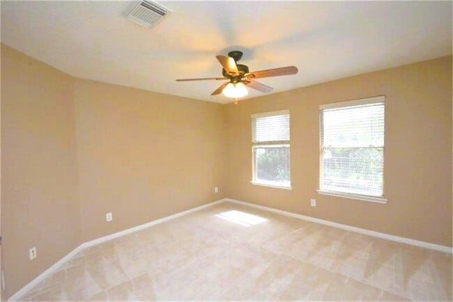 Building Photo - 21523 Santa Clara Dr