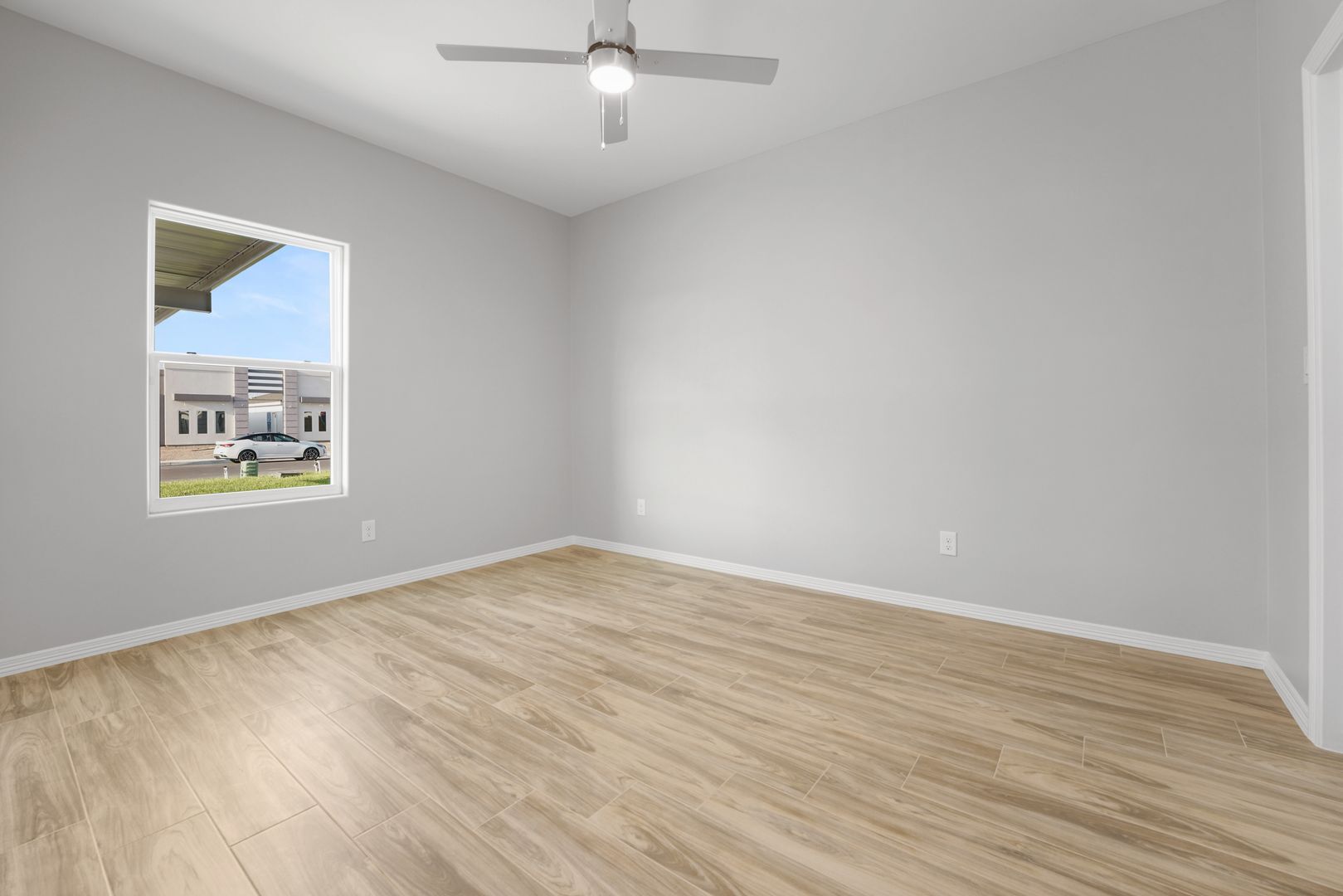 Building Photo - 4117 Walnut Ave