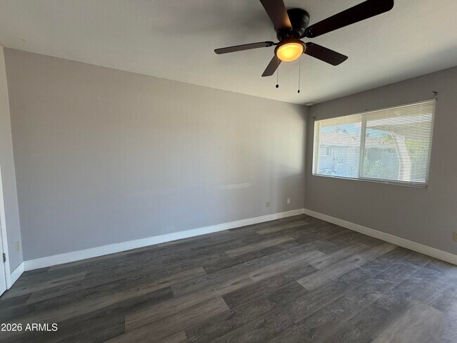 Building Photo - 1833 E Harvard St