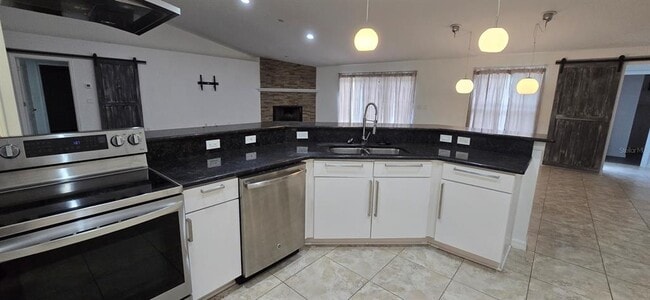 Building Photo - 5906 SW 172nd Loop