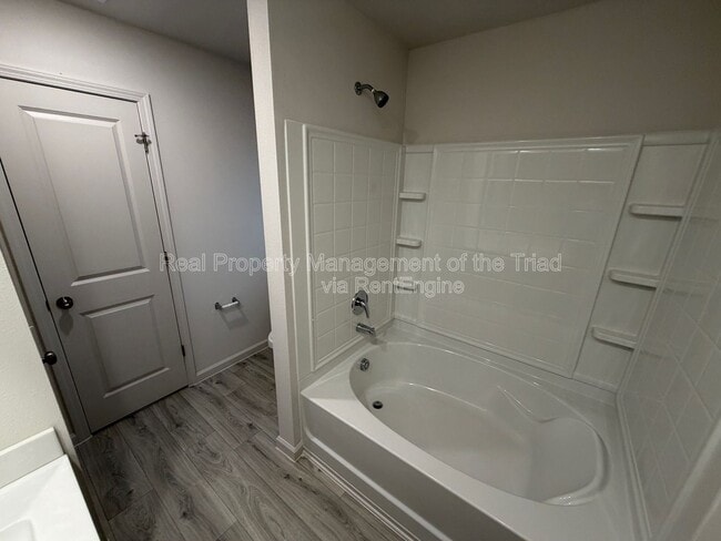 Building Photo - 3505 Marksbury Dr