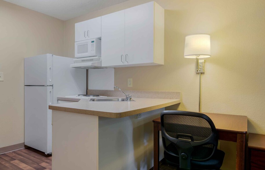 Building Photo - Furnished Studio-Atlanta - Kennesaw Town C...