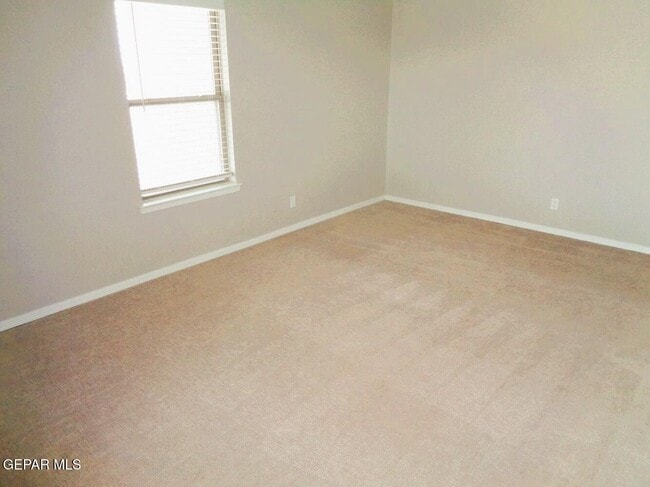 Building Photo - 13513 Coldham St