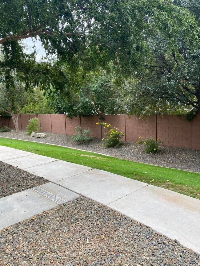 Building Photo - 25938 N 54th Ave
