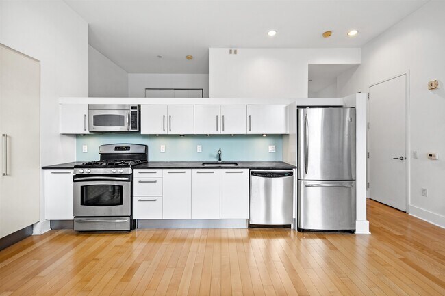 Building Photo - 4 Beacon Way