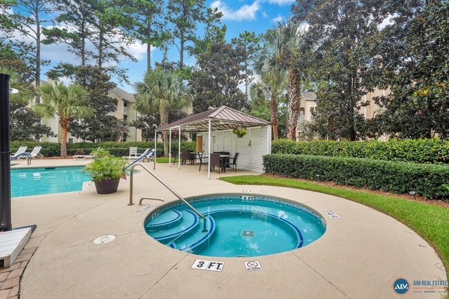 Building Photo - 1BR / 1BA Condo in Gated Summer House Comm...