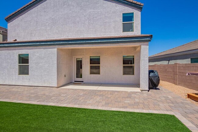 Building Photo - 12796 E Giada Dr