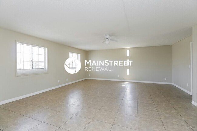 Building Photo - 3 Bedroom Pet-Friendly Home in Glendale, AZ with Main Street Renewal