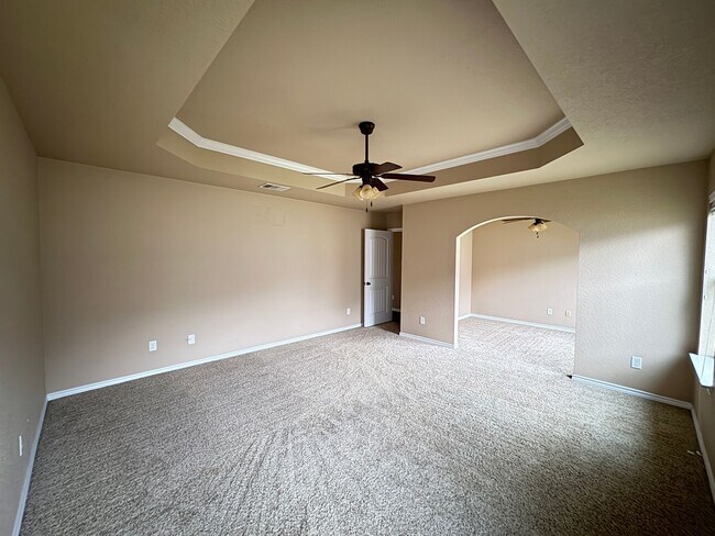 Building Photo - 708 Cody James Dr