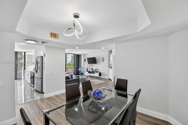 Building Photo - 3640 Yacht Club Dr