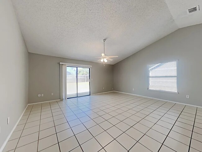 Building Photo - 5956 Chevelle Dr